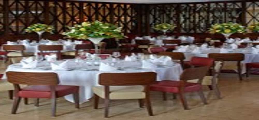 เคลย์ตัน โฮเต็ล ลีดส์ Hotel ภายนอก รูปภาพ